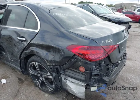 2023 Mercedes-Benz C 300 Sedan z USA, uszkodzony, nr VIN W1KAF4GB8PR071475